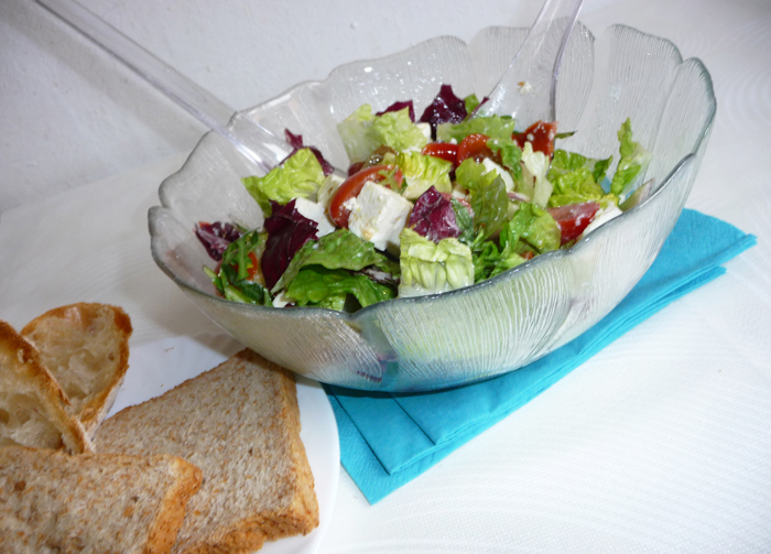 Mega-Pronto » Großer gemischter Salat mit Feta